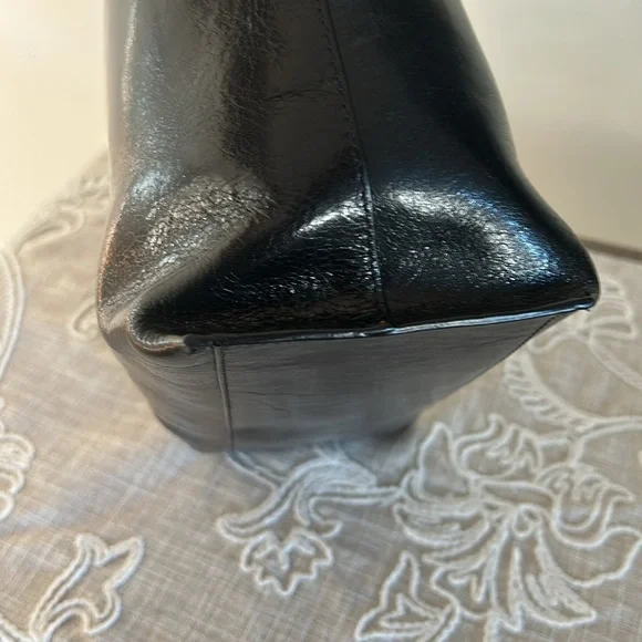 HOBO International New Carlotta Shiny Black Leather Shoulder Bag - Picture 10 of 15